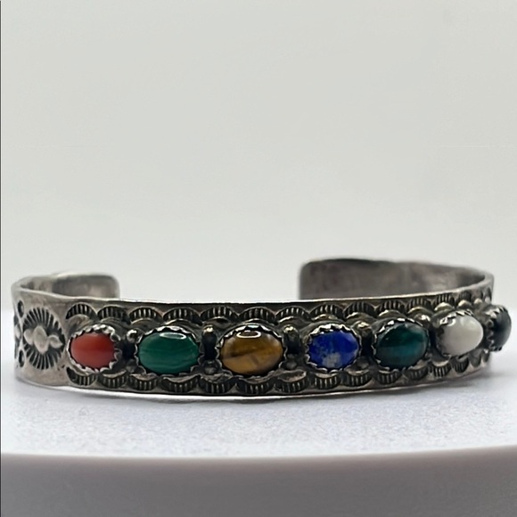 Native American VINTAGE Jerry Bahe Bracelet 6” Multi‎ Stone SSilver cuff 20.43g - Picture 4 of 15